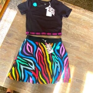 Girls clothes! Lot of 2 outfits (2 tops and 2 bottoms)